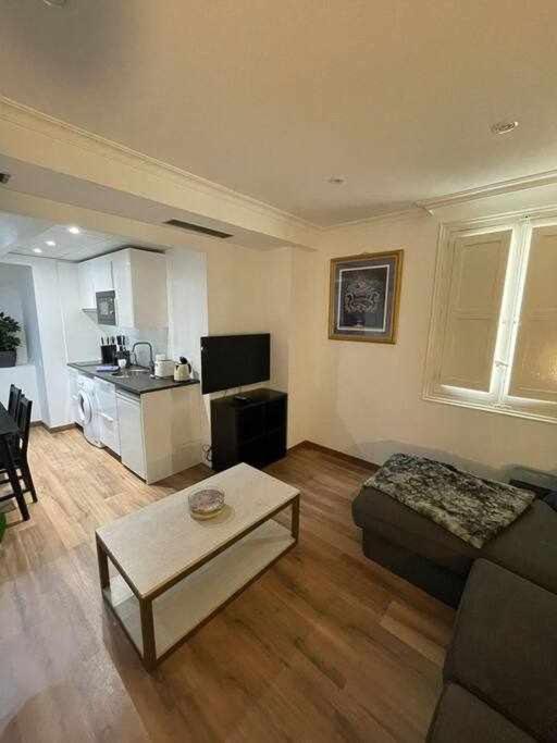 Apartamento IV Alcalaretiro Ideal Parejas มาดริด ภายนอก รูปภาพ